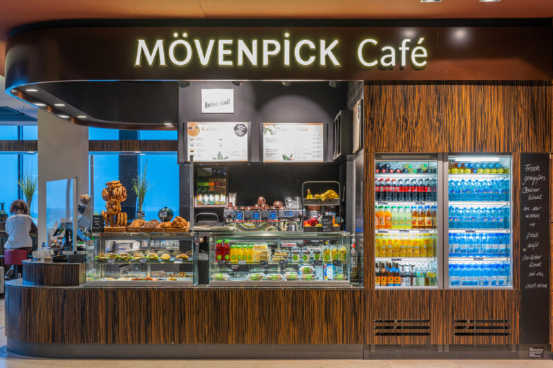 ベルリン＝ブランデンブルク空港（BER）のMoevenpick Cafe