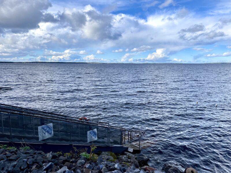 カウピノヤンサウナでの湖水浴